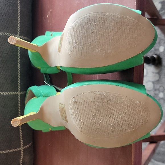 Heels - Shoedazzle - Picture 7 of 7